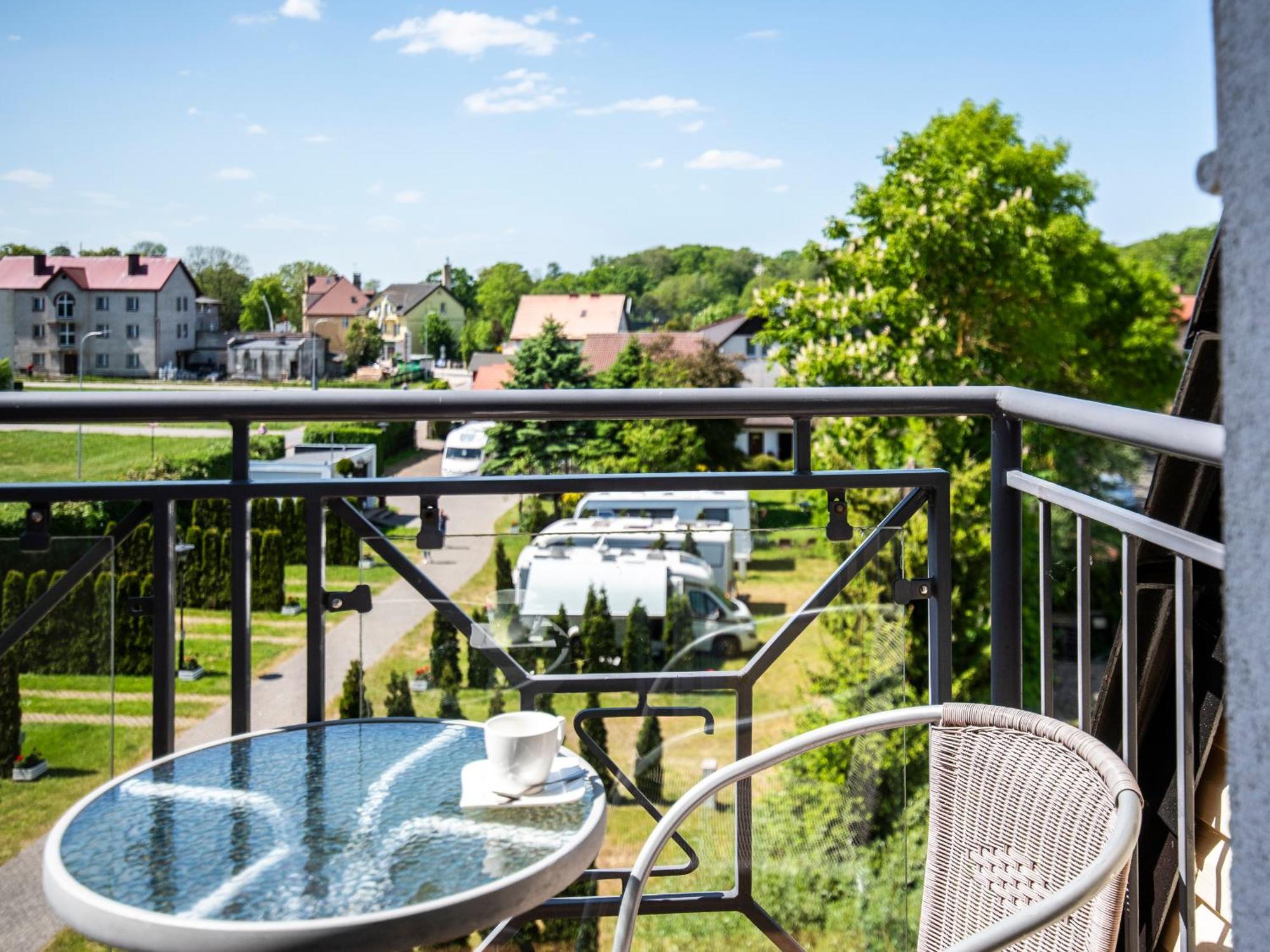 Villa Dora Mielno  Exteriör bild