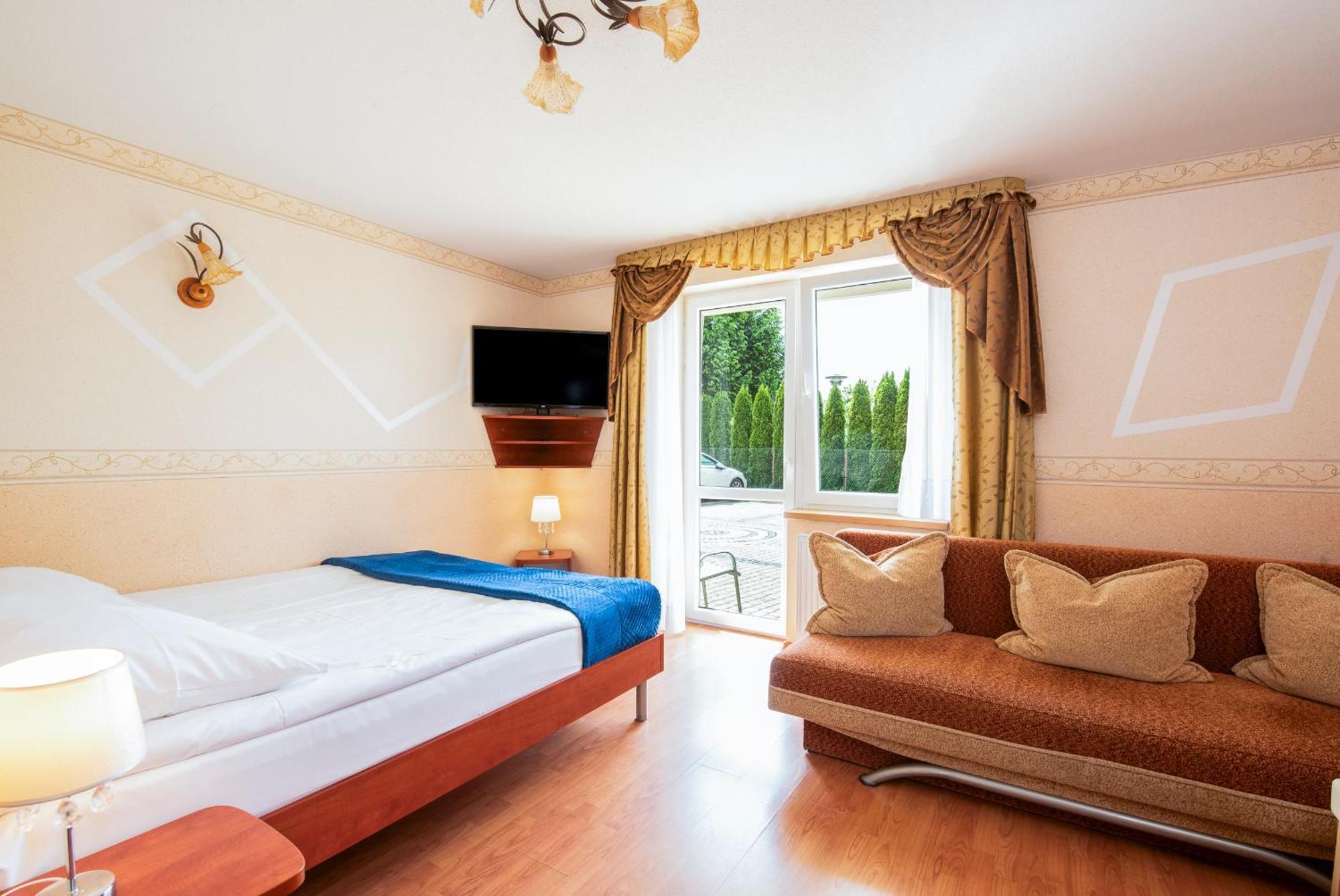 Villa Dora Mielno  Exteriör bild